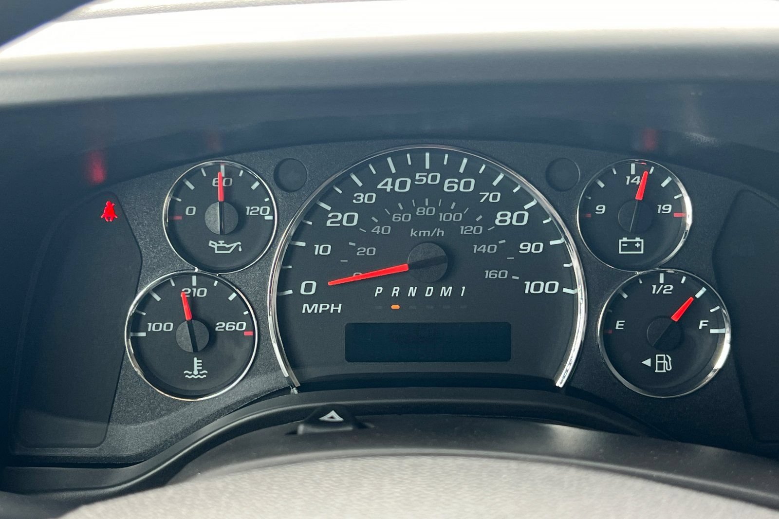New 2025 GMC Savana 2500 w/ Driver Convenience Package RWD image 26