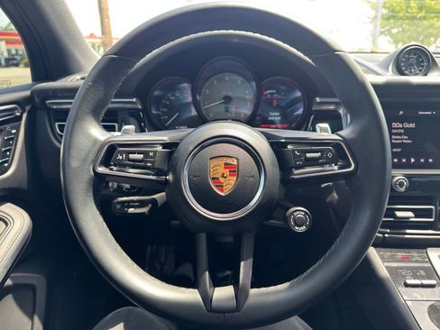 Used 2022 Porsche Macan S AWD/4WD image 10