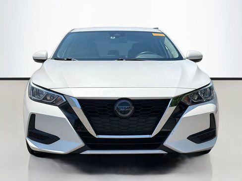 Used 2020 Nissan Sentra SV FWD image 3