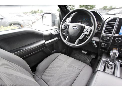 Used 2016 Ford F150 XLT w/ Equipment Group 302A Luxury RWD image 8