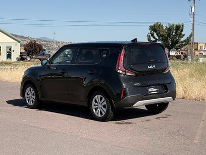 Used 2023 Kia Soul LX