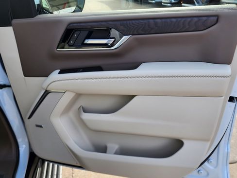 New 2026 GMC Yukon XL Denali image 44