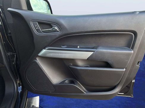 Used 2018 Chevrolet Colorado LT w/ LT Convenience Package image 18