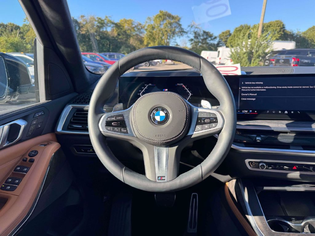 Used 2026 BMW X7 xDrive40i w/ M Sport Package AWD/4WD image 22