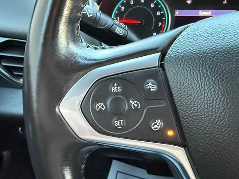 Used 2020 Chevrolet Traverse Premier image 16