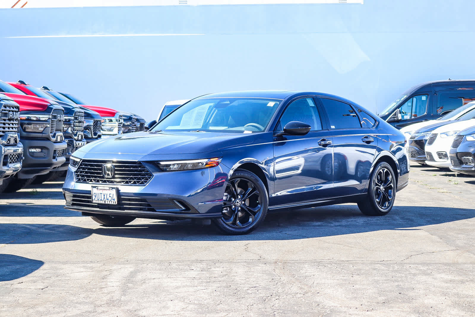 Used 2025 Honda Accord SE image 1