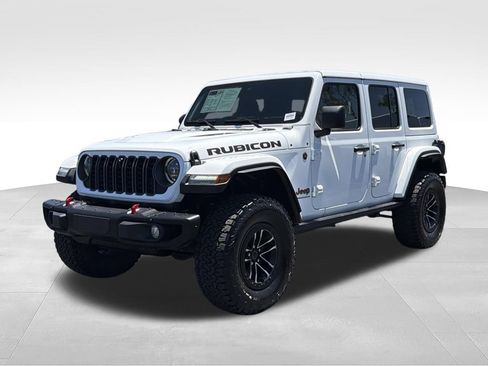 Used 2024 Jeep Wrangler Unlimited Rubicon AWD/4WD image 5