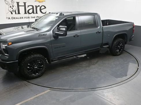 New 2026 Chevrolet Silverado 2500 LTZ w/ LTZ Plus Package AWD/4WD image 22