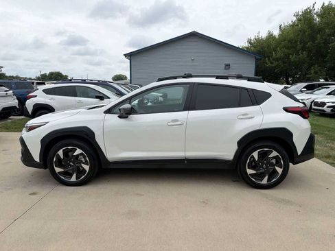 Certified 2024 Subaru Crosstrek 2.5i Limited w/ Crosstrek Mirror Package AWD/4WD image 3