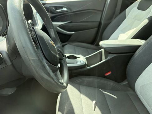 Used 2024 Chevrolet Trax LS FWD image 6