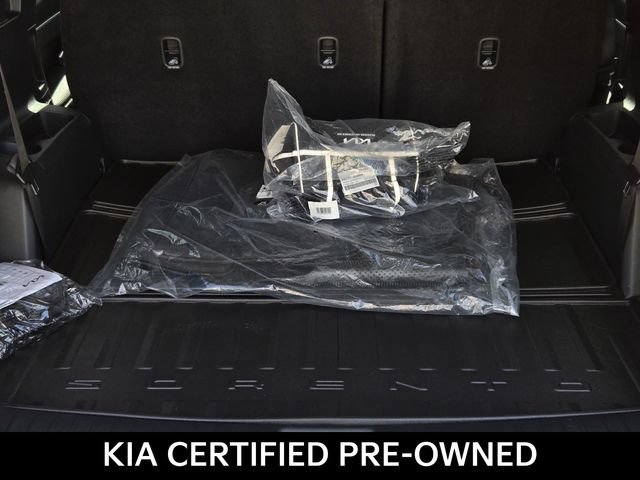 Certified 2026 Kia Sorento LX FWD image 9