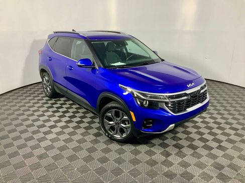 Used 2024 Kia Seltos S AWD/4WD image 4