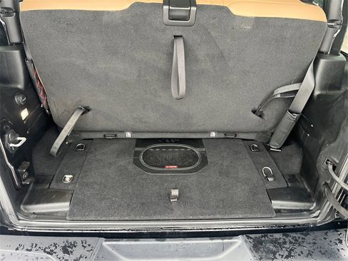 Used 2020 Jeep Wrangler Rubicon image 35