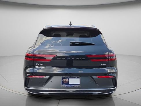 Used 2026 Genesis GV70 2.5T Select AWD/4WD image 5