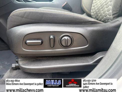 Used 2020 Chevrolet Equinox LT AWD/4WD image 8