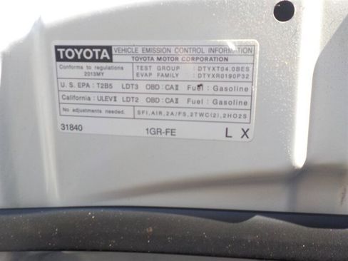 Used 2013 Toyota 4Runner SR5 image 40