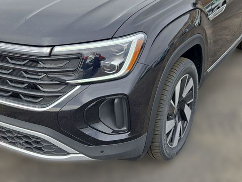 New 2026 Volkswagen Atlas Cross Sport SEL AWD/4WD image 11