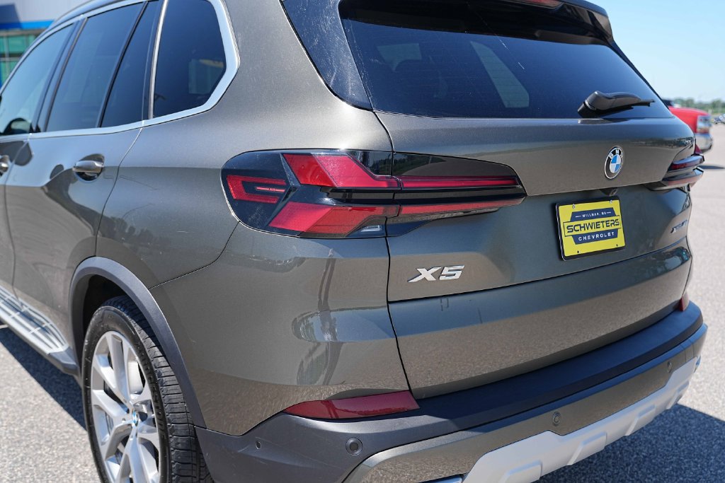 Used 2026 BMW X5 xDrive40i AWD/4WD image 10