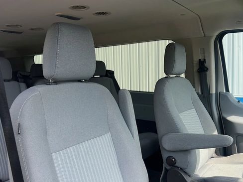 Used 2015 Ford Transit 150 XLT RWD image 17