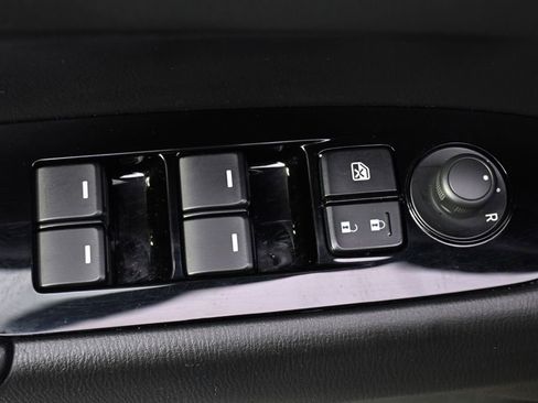 Used 2020 MAZDA CX-5 Touring image 23