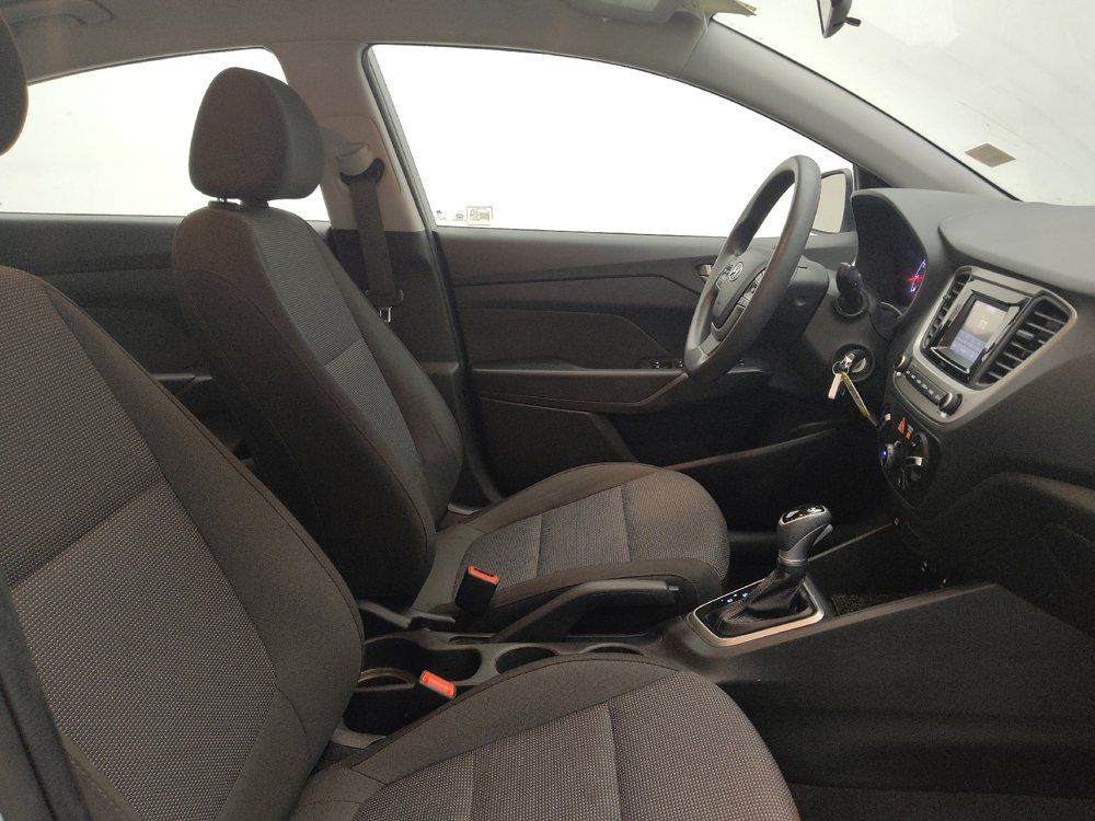 Used 2021 Hyundai Accent SE FWD image 21