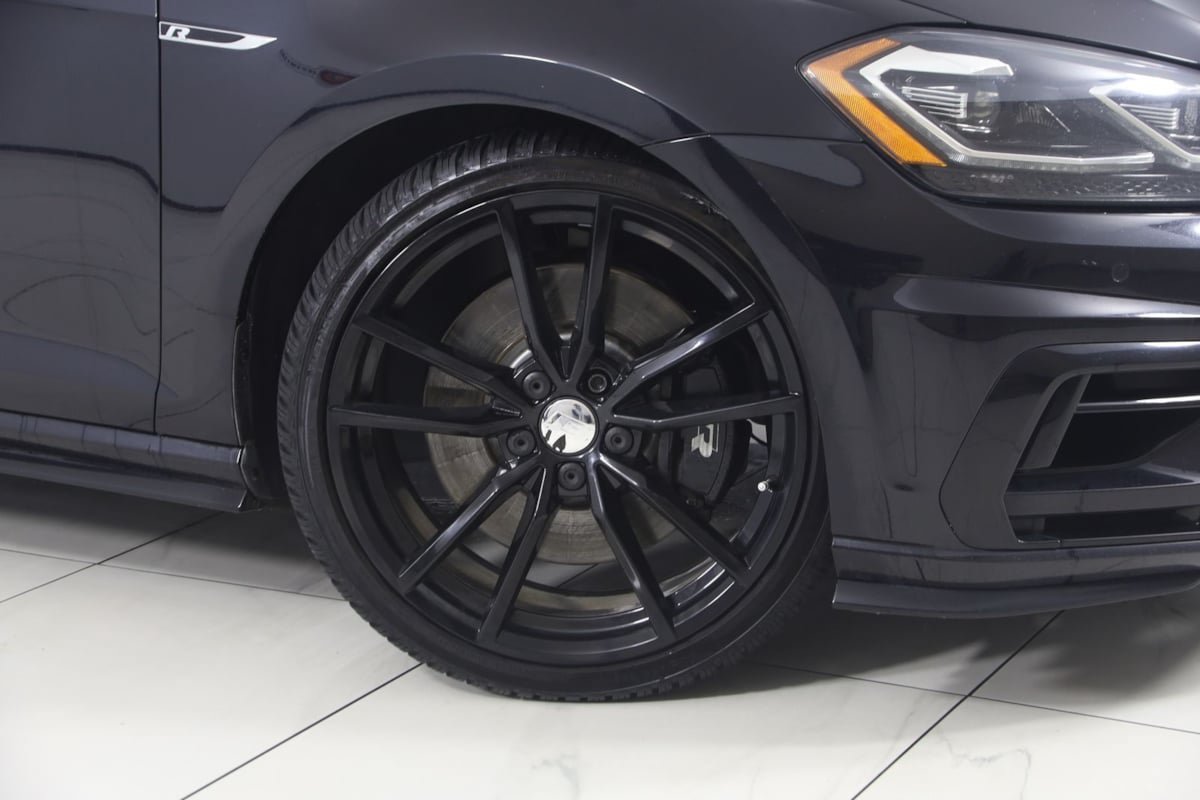 Used 2019 Volkswagen Golf 4-Door AWD/4WD image 15