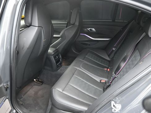 Used 2022 BMW M3 Competition w/ M Carbon Exterior Package image 26