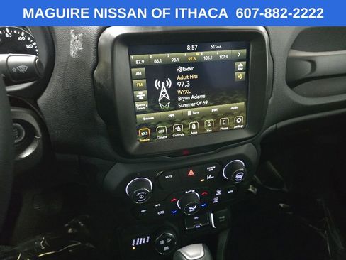 Used 2023 Jeep Renegade Trailhawk w/ Trailhawk Elite Group AWD/4WD image 25