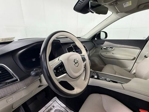 Used 2023 Volvo XC90 B5 Plus AWD/4WD image 17