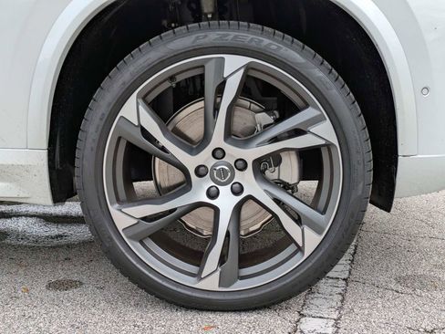 New 2026 Volvo XC90 B6 Ultra w/ Protection Package Premier AWD/4WD image 11