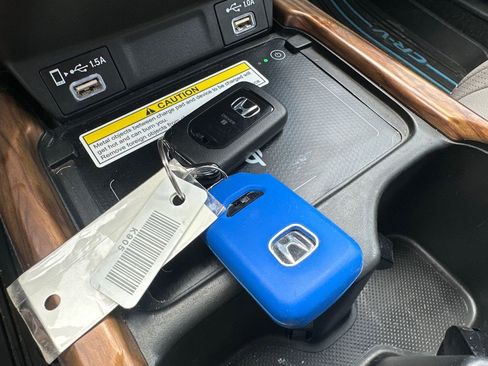 Used 2021 Honda CR-V Touring image 11