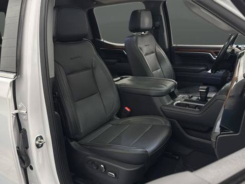 Used 2023 GMC Sierra 1500 Denali AWD/4WD image 23