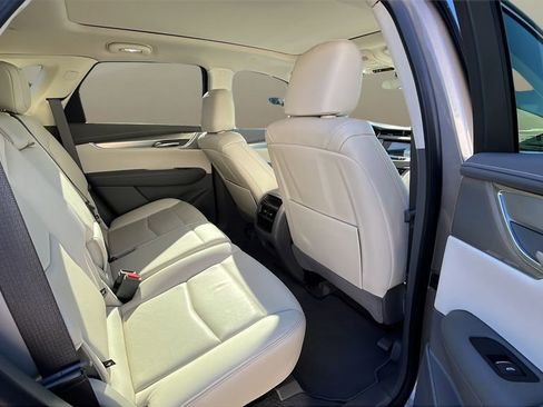 Certified 2023 Cadillac XT5 Premium Luxury image 7