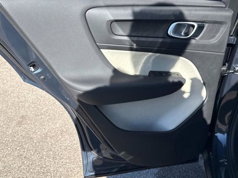 New 2026 Volvo XC40 B5 Ultra w/ Climate Package image 11