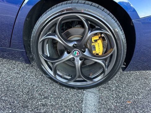 Used 2017 Alfa Romeo Giulia Ti w/ TI 19" Sport Package image 45