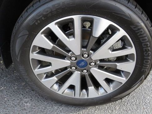 Certified 2021 Ford Escape Titanium w/ Class II Trailer Tow Package image 30