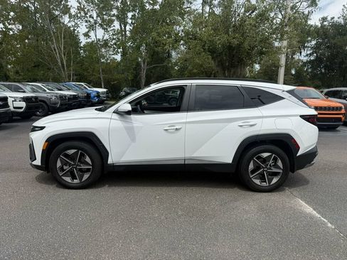 Used 2026 Hyundai Tucson SEL FWD image 2