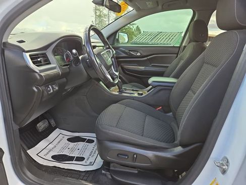 Used 2018 GMC Acadia SLE AWD/4WD image 2
