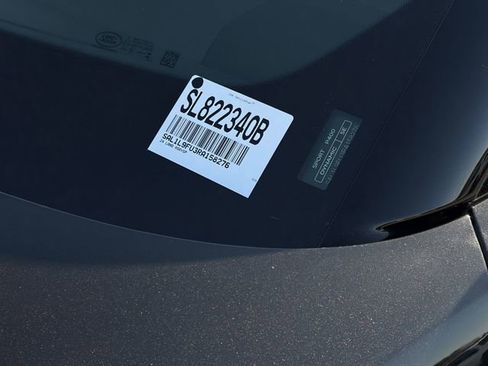 Used 2024 Land Rover Range Rover Sport Dynamic SE image 31