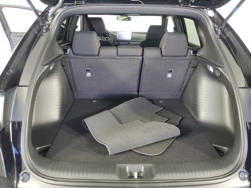 Certified 2026 Honda HR-V Sport image 32