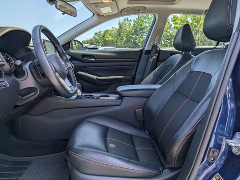 Used 2020 Nissan Altima 2.5 SR w/ Premium Package AWD/4WD image 13
