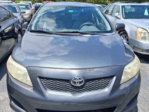 Used 2009 Toyota Corolla LE FWD image 2