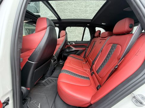 Used 2021 BMW X5 M w/ Competition Package AWD/4WD image 24