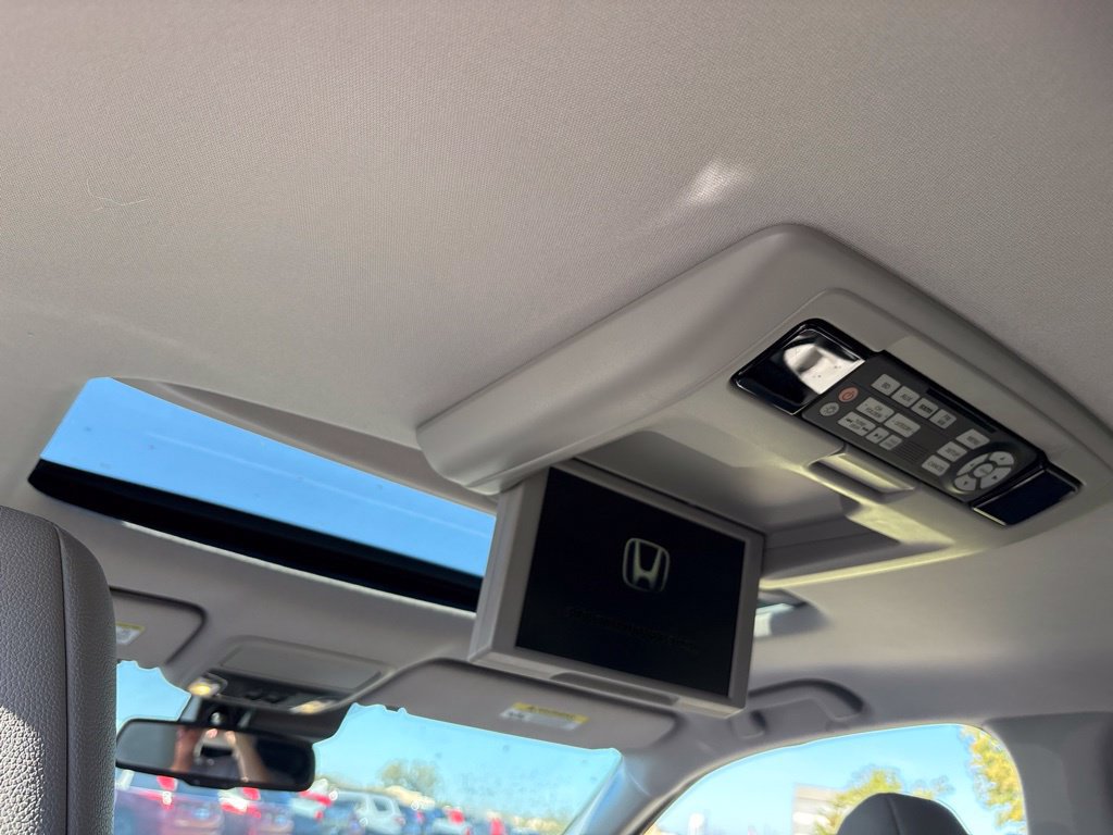 Used 2016 Honda Pilot Elite image 5