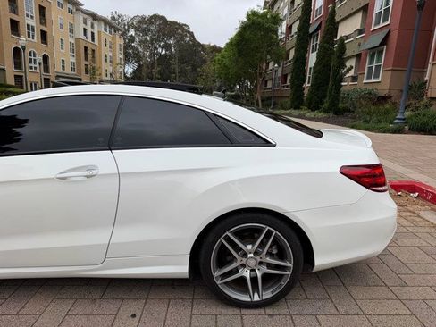 Used 2016 Mercedes-Benz E 400 4MATIC Coupe image 33