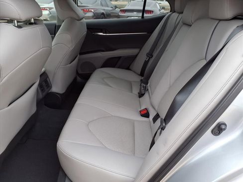 Certified 2022 Toyota Camry XLE image 18