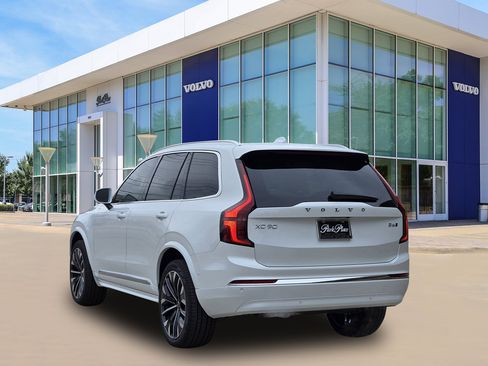 New 2026 Volvo XC90 B6 Ultra image 4