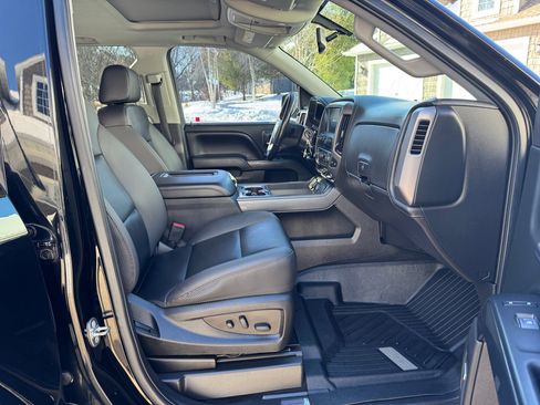 Used 2018 GMC Sierra 1500 SLT image 18