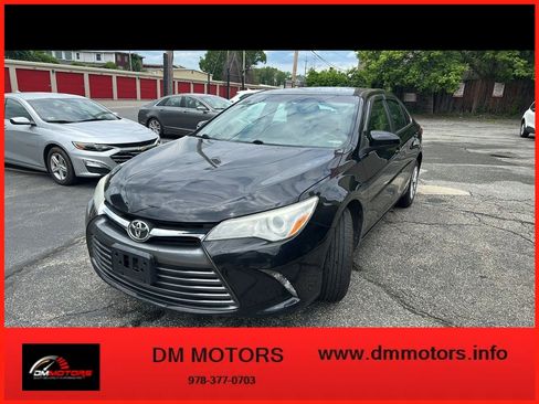 Used 2015 Toyota Camry LE FWD image 8
