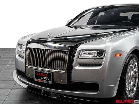Used 2014 Rolls-Royce Ghost RWD image 14